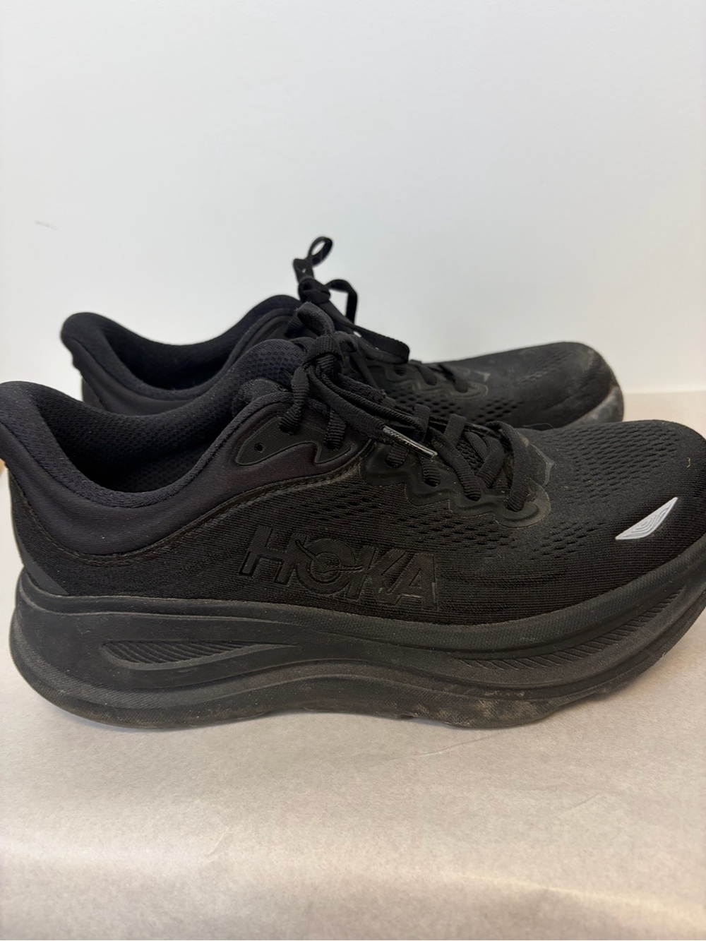Hoka Bondi 9 Running Sneakers in Black - Picture 7 of 15